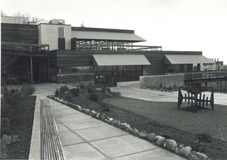archivelibrary01.jpg